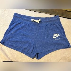 Nike loose fit short